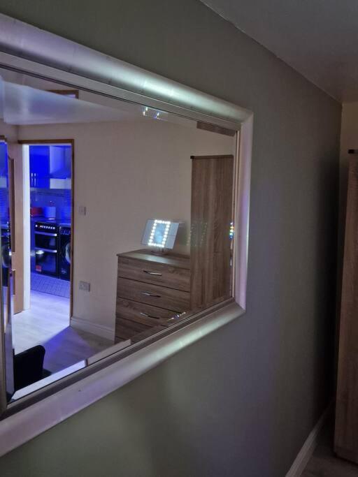 Perfect For Exploring Birmingham Apartamento Exterior foto